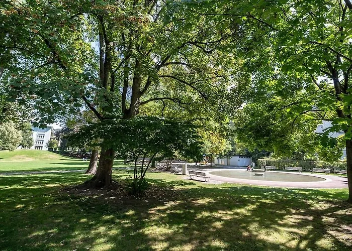 Sunny And Quiet 1Br Flat City Center - Parkview 5